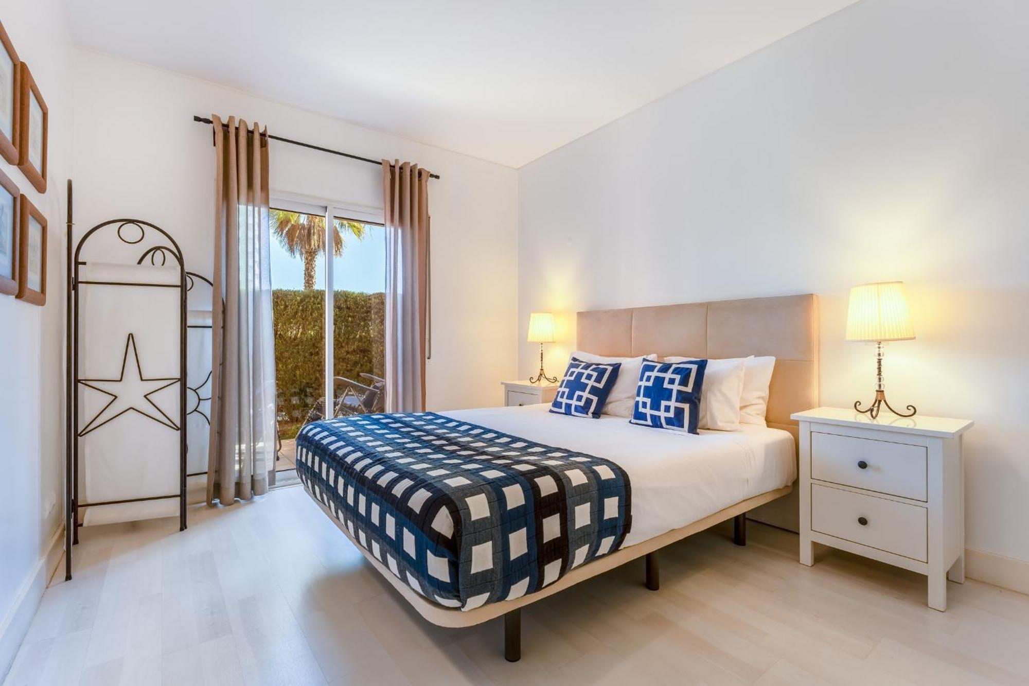 Serene Ocean 1 Bdr With Patio By Lovelystay