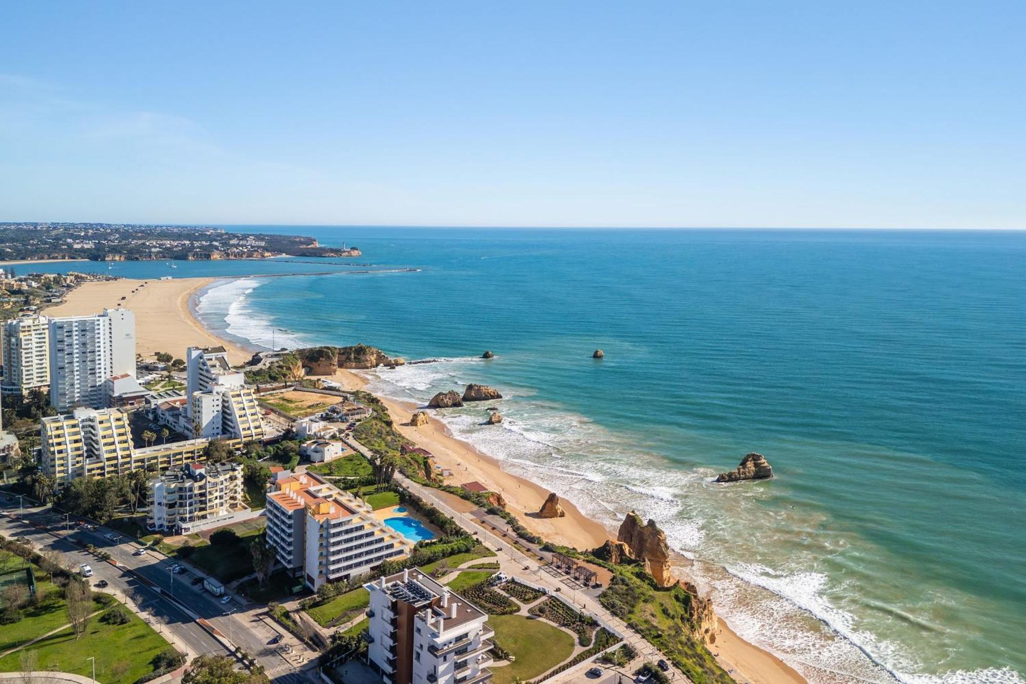 Serene Ocean 1 Bdr With Patio By Lovelystay Apartment Portimao
